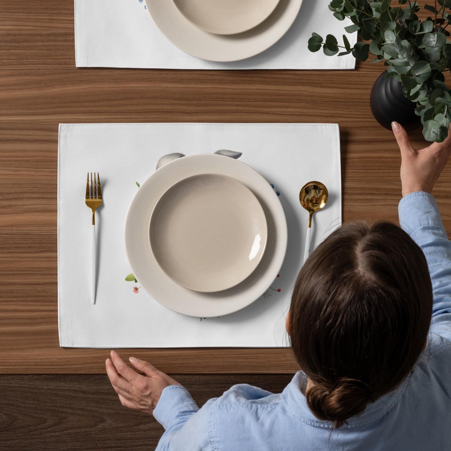 Easter Bouquet Placemat Set: Floral Bunny Table Decor