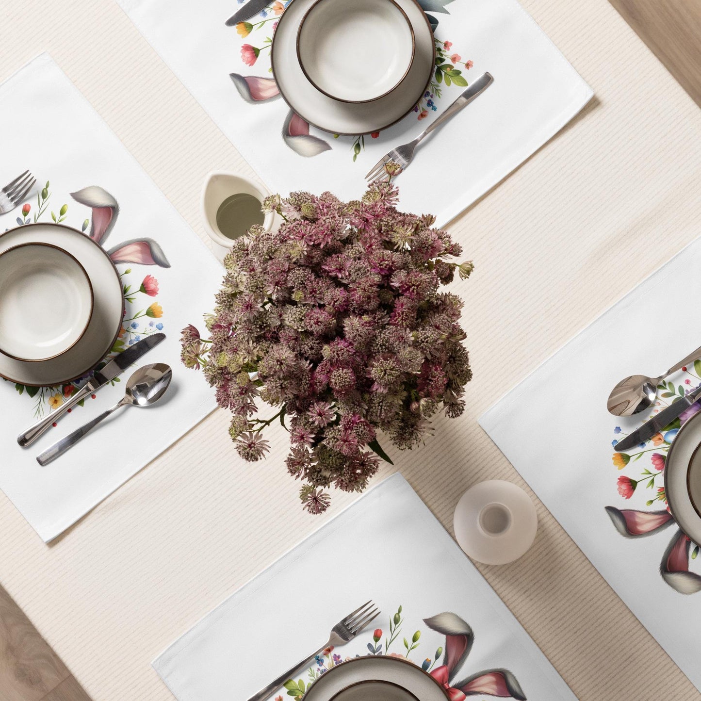 Easter Bouquet Placemat Set: Floral Bunny Table Decor