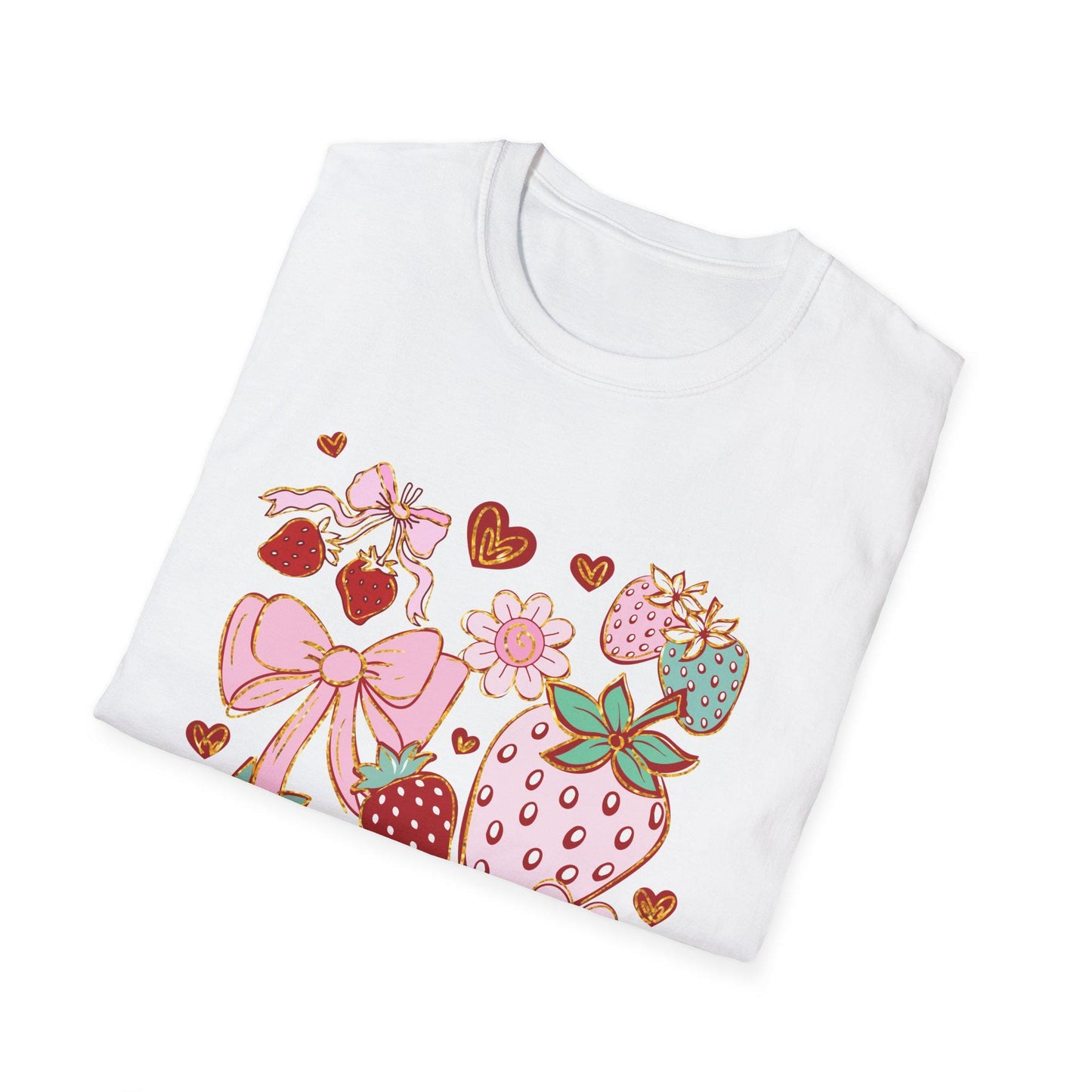 Strawberry Print T-Shirt: Vintage Graphic Tee, Summer Fashion